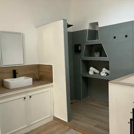 Le Citron Duplex Vielle A 2 Pas De La Pietonne Apartmán *
